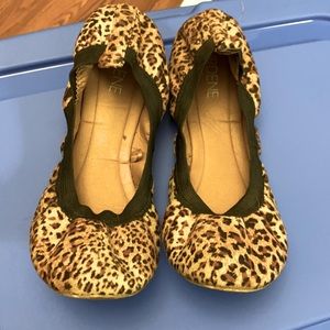 Leopard print flats